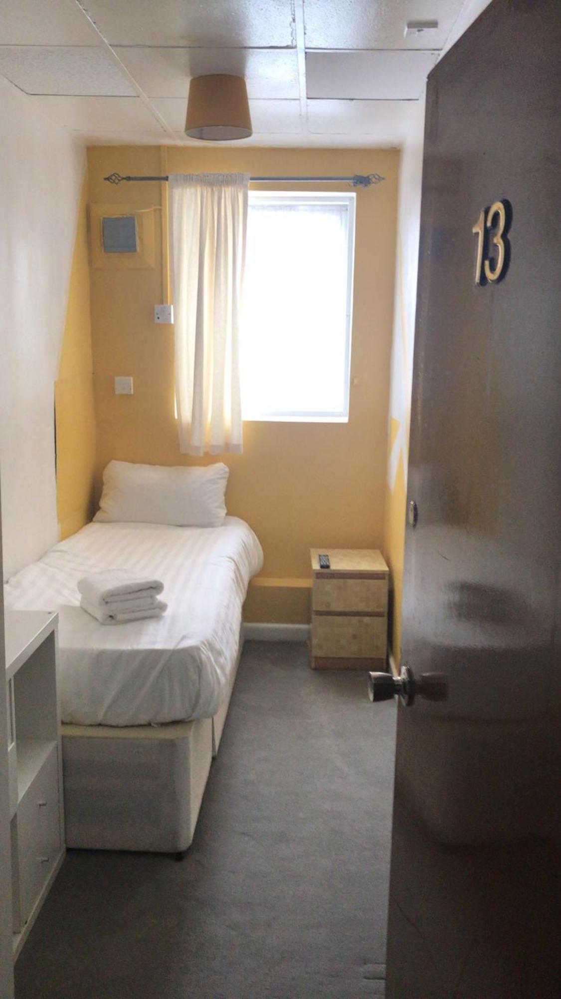 Acorn Lodge Guest House - Free Parking Gosport Exteriör bild
