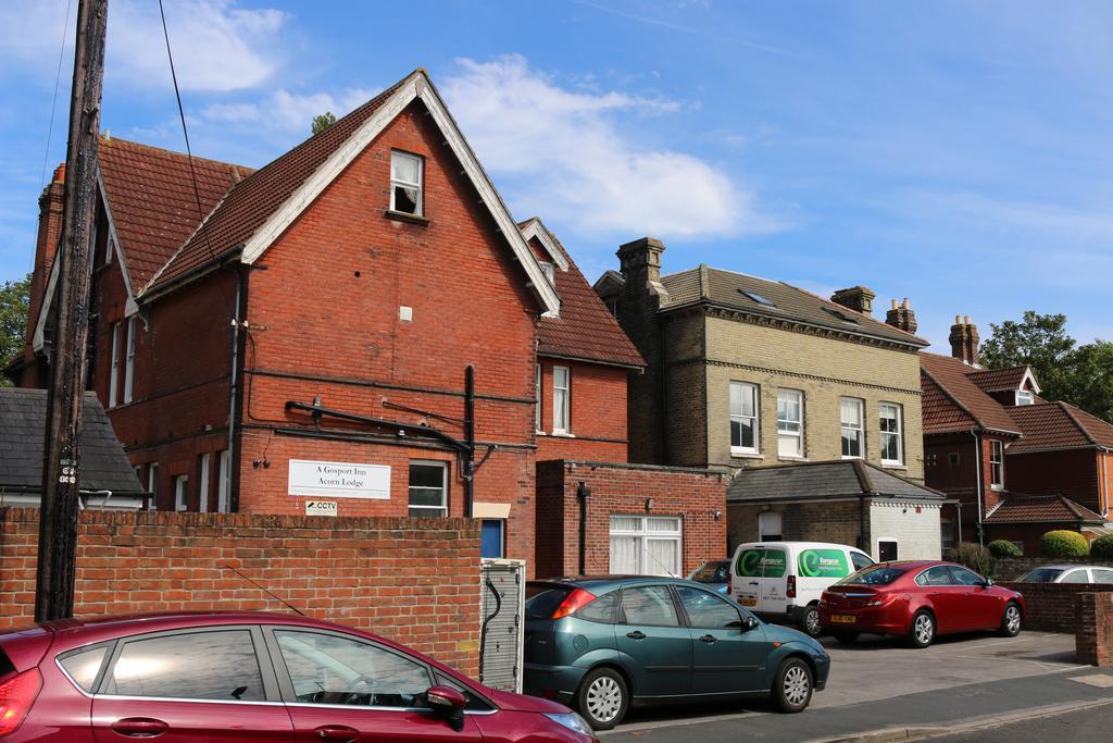 Acorn Lodge Guest House - Free Parking Gosport Exteriör bild
