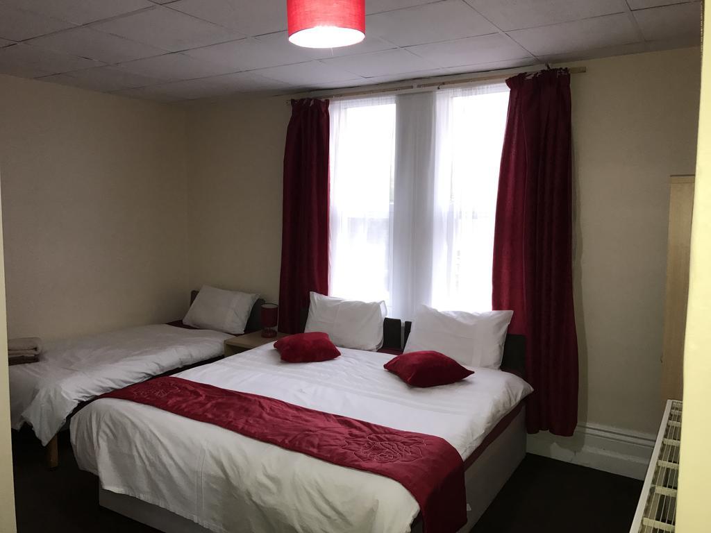 Acorn Lodge Guest House - Free Parking Gosport Exteriör bild