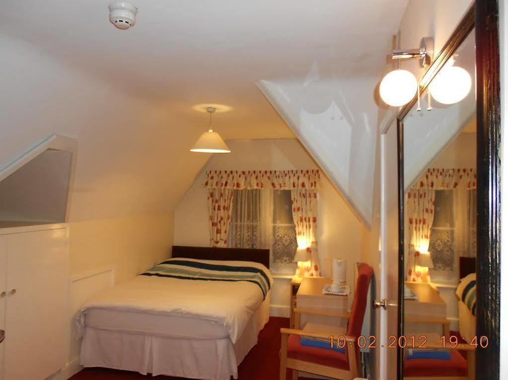 Acorn Lodge Guest House - Free Parking Gosport Exteriör bild